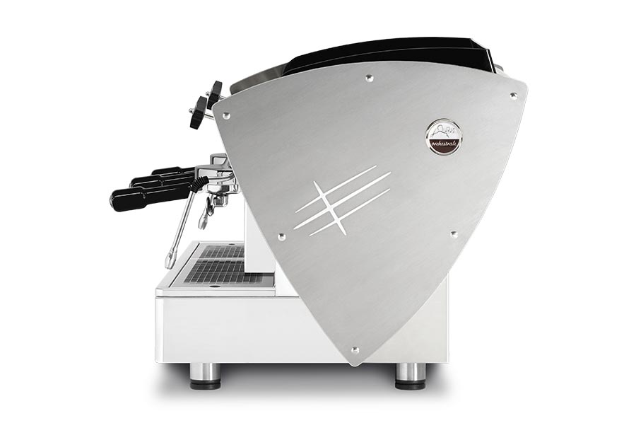Maquina de café Orchestrale Etnica vista lateral 3 grupos E61 automática y/o semi-automática